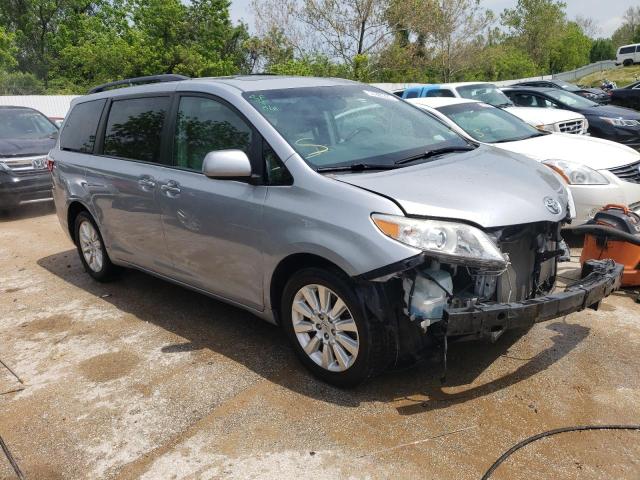 Photo 4 from auction – 2015 TOYOTA SIENNA XLE with VIN 5TDDK3DC2FS094728