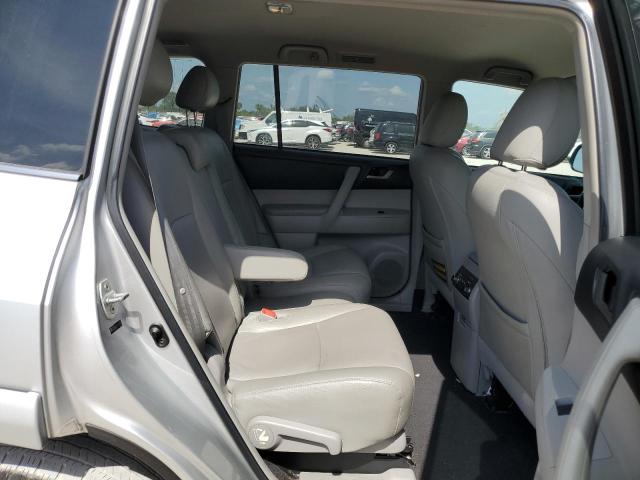 Photo 11 from auction – 2011 TOYOTA HIGHLANDER with VIN 5TDZK3EH4BS046335