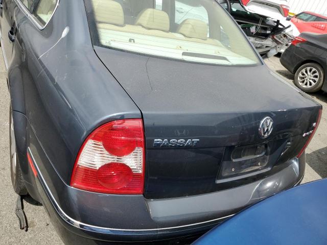 Photo 6 from auction – 2001 VOLKSWAGEN PASSAT with VIN WVWTH63B61E153802