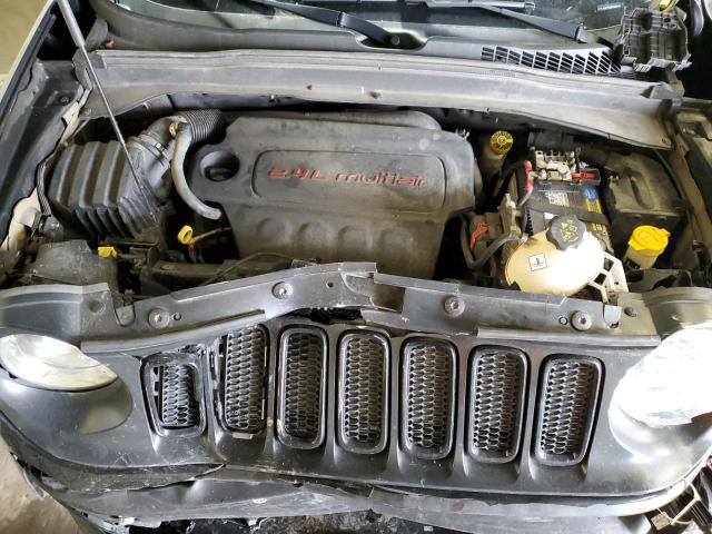 Photo 12 from auction – 2016 JEEP RENEGADE L with VIN ZACCJBBTXGPC89146