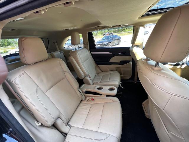 Photo 6 from auction – 2015 TOYOTA HIGHLANDER with VIN 5TDJKRFH2FS210198