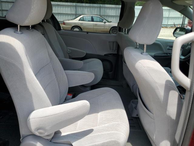 Photo 10 from auction – 2018 TOYOTA SIENNA LE with VIN 5TDKZ3DC2JS921011
