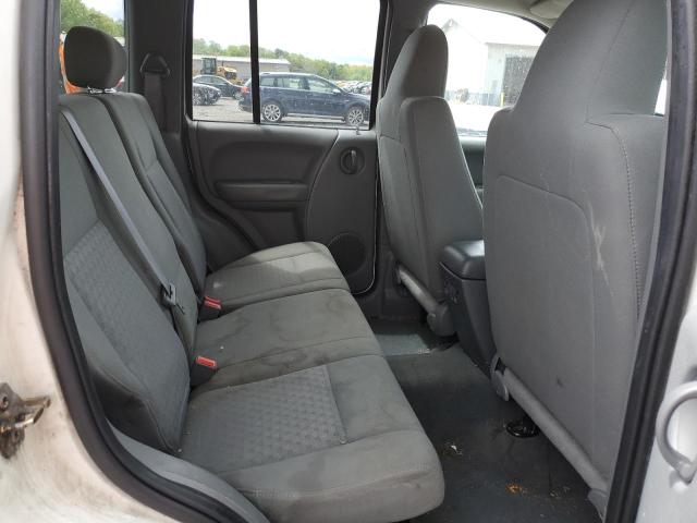 Photo 11 from auction – 2005 JEEP LIBERTY SP with VIN 1J4GL48K85W677251