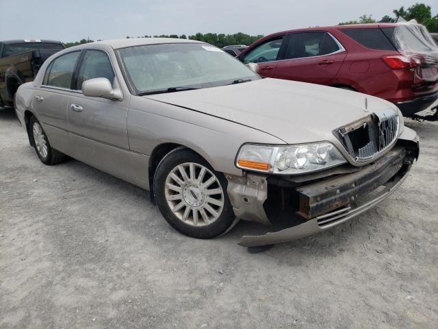 Photo 4 from auction – 2003 LINCOLN TOWN CAR E with VIN 1LNHM81W43Y618240