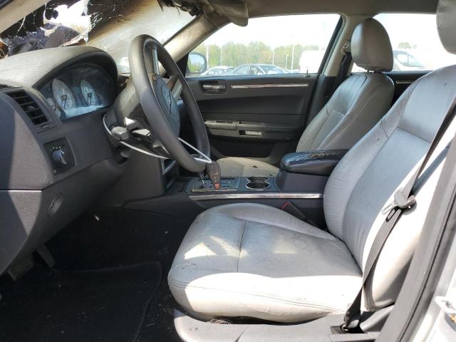Photo 7 from auction – 2009 CHRYSLER 300 LX with VIN 2C3KA43D89H565329