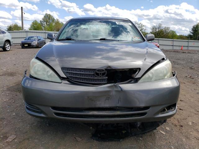Photo 5 from auction – 2004 TOYOTA CAMRY LE with VIN 4T1BF32K54U581724