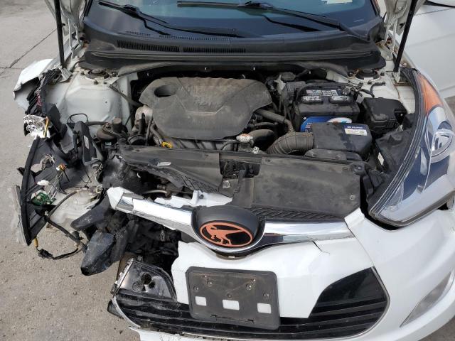 Photo 11 from auction – 2017 HYUNDAI VELOSTER with VIN KMHTC6ADXHU318054