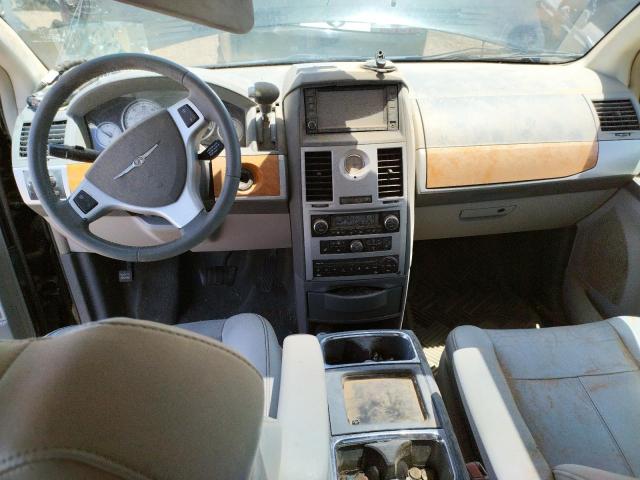 Photo 8 from auction – 2010 CHRYSLER TOWN & COU with VIN 2A4RR6DX6AR206884