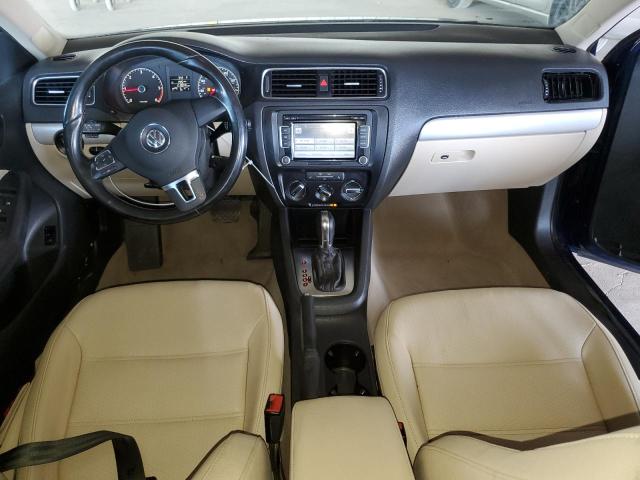Photo 8 from auction – 2011 VOLKSWAGEN JETTA TDI with VIN 3VWLL7AJ6BM128163