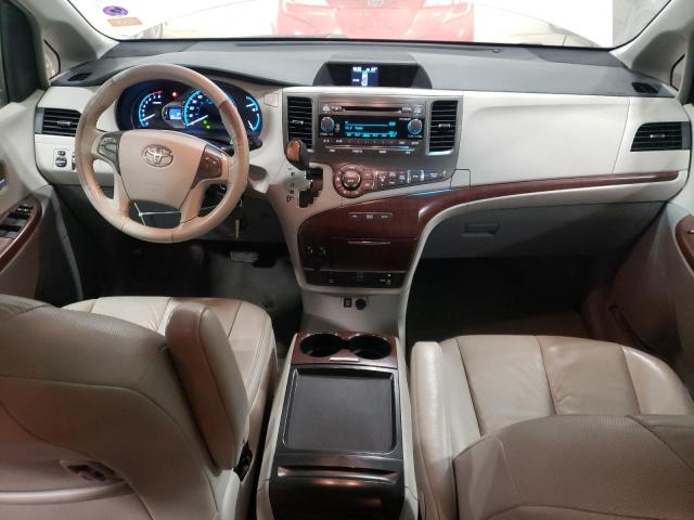 Photo 8 from auction – 2011 TOYOTA SIENNA XLE with VIN 5TDYK3DC2BS007308
