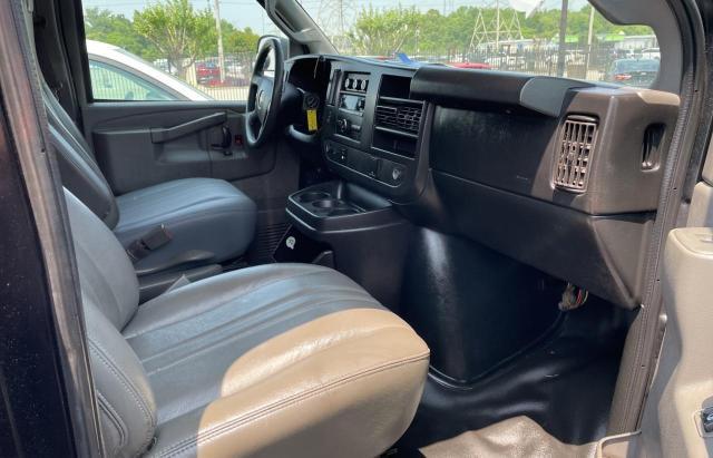 Photo 5 from auction – 2017 CHEVROLET EXPRESS G2 with VIN 1GCWGAFF2H1247517