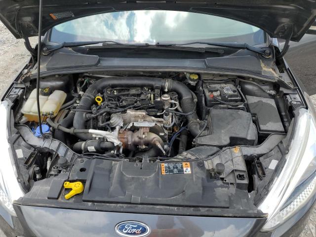 Photo 11 from auction – 2016 FORD FOCUS SE with VIN 1FADP3FE2GL253515