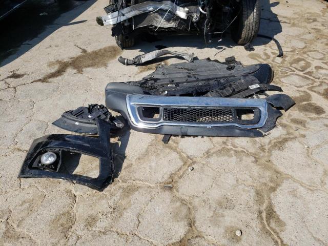 Photo 13 from auction – 2017 AUDI Q5 PREMIUM with VIN WA1C2AFP3HA026142