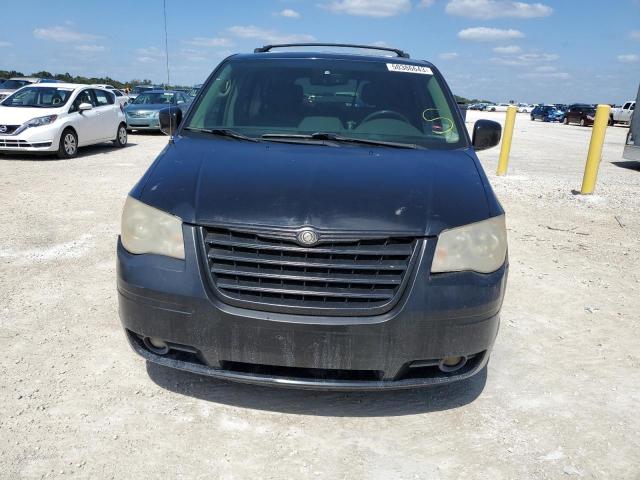 Photo 5 from auction – 2008 CHRYSLER TOWN & COU with VIN 2A8HR54P48R635634