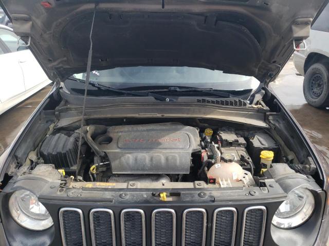Photo 12 from auction – 2017 JEEP RENEGADE L with VIN ZACCJABB1HPE41592