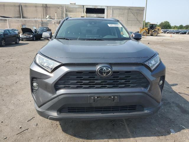 Photo 5 from auction – 2019 TOYOTA RAV4 XLE with VIN JTMP1RFV2KD030535