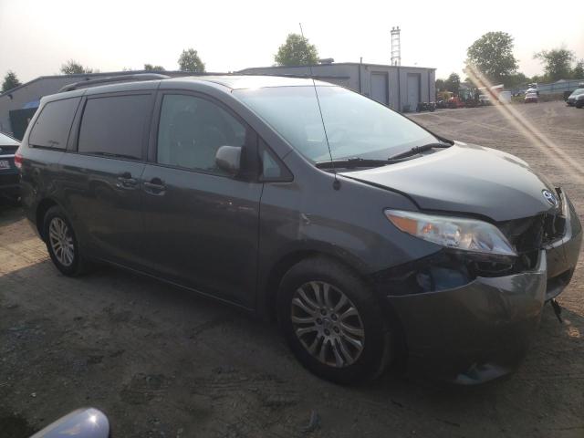 Photo 4 from auction – 2012 TOYOTA SIENNA XLE with VIN 5TDYK3DC1CS266406