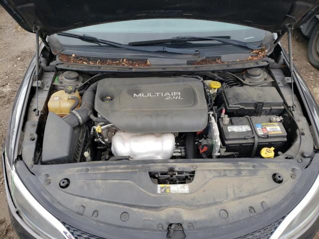 Photo 11 from auction – 2015 CHRYSLER 200 LIMITE with VIN 1C3CCCAB0FN667804