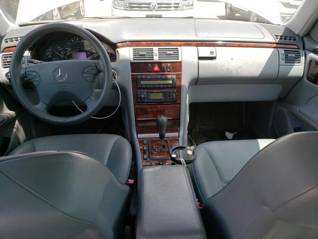 صورة رقم 8 من المزاد - 2000 MERCEDES-BENZ E 320 مع VIN WDBJF65J4YB008897