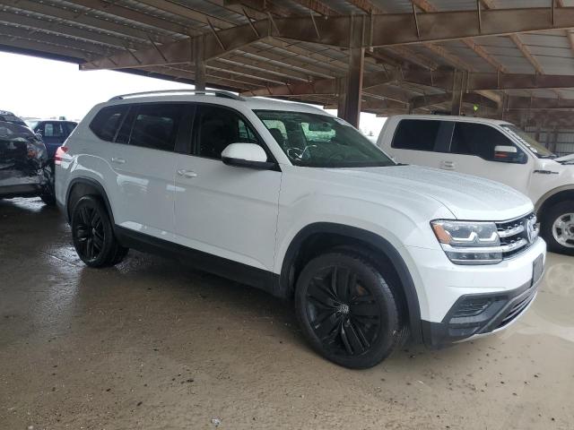 Photo 4 from auction – 2018 VOLKSWAGEN ATLAS S with VIN 1V2AR2CA3JC589151