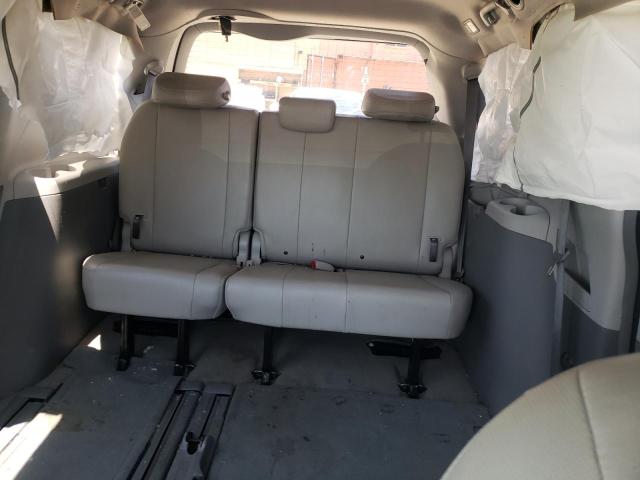 Photo 10 from auction – 2012 TOYOTA SIENNA XLE with VIN 5TDYK3DC5CS218844