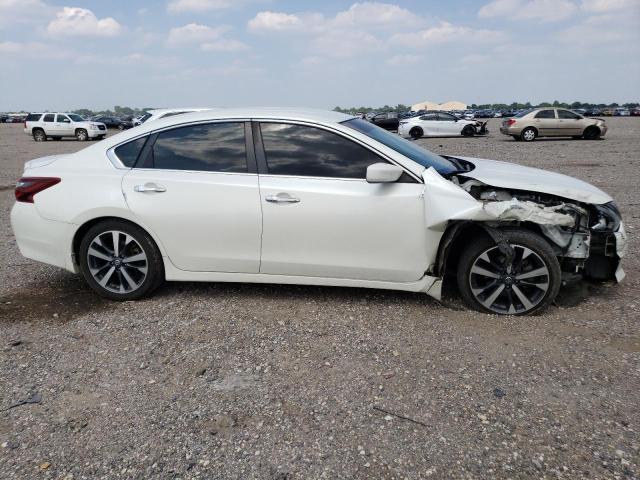 Photo 4 from auction – 2017 NISSAN ALTIMA 2.5 with VIN 1N4AL3AP8HC279979