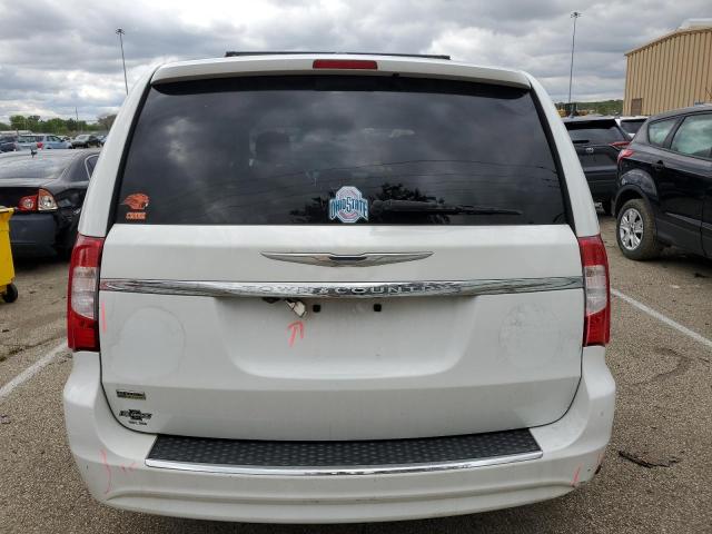 Photo 6 from auction – 2015 CHRYSLER TOWN & COU with VIN 2C4RC1BGXFR673245