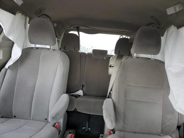 Photo 10 from auction – 2015 TOYOTA SIENNA LE with VIN 5TDKK3DC0FS578520
