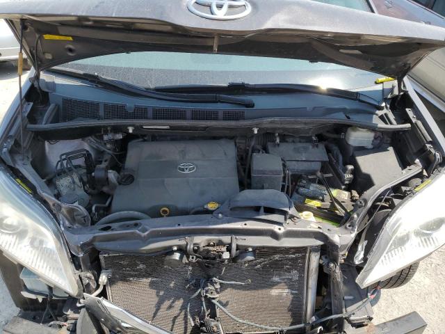 Photo 12 from auction – 2012 TOYOTA SIENNA XLE with VIN 5TDYK3DC3CS215182