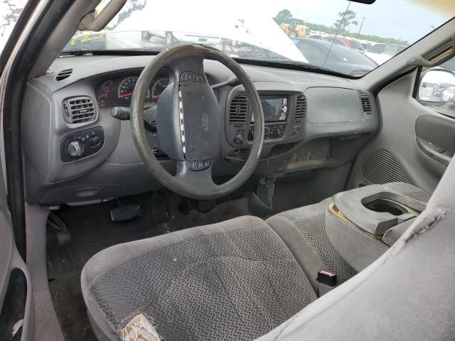 Photo 8 from auction – 2000 FORD F150 with VIN 1FTRX18L1YNB85231