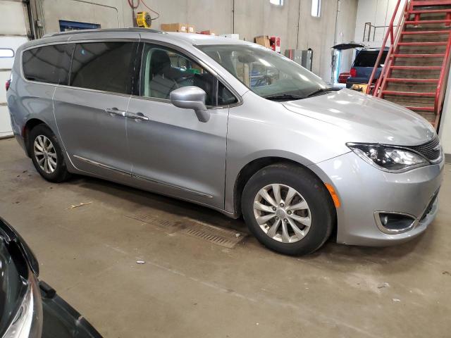 Photo 4 from auction – 2018 CHRYSLER PACIFICA T with VIN 2C4RC1BG0JR171465