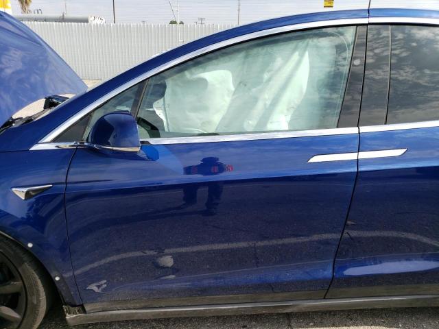 Photo 7 from auction – 2020 TESLA MODEL X with VIN 5YJXCDE27LF250400