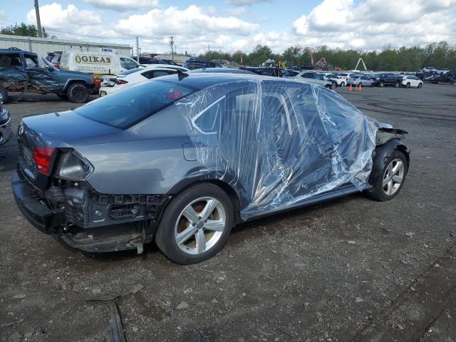 Photo 3 from auction – 2015 VOLKSWAGEN PASSAT S with VIN 1VWAT7A35FC104887