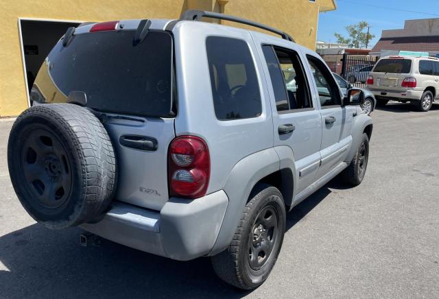 Photo 4 from auction – 2006 JEEP LIBERTY SP with VIN 1J4GL48K96W149879