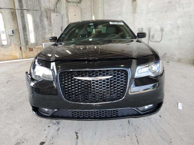 Photo 5 from auction – 2019 CHRYSLER 300 S with VIN 2C3CCAGG7KH706074