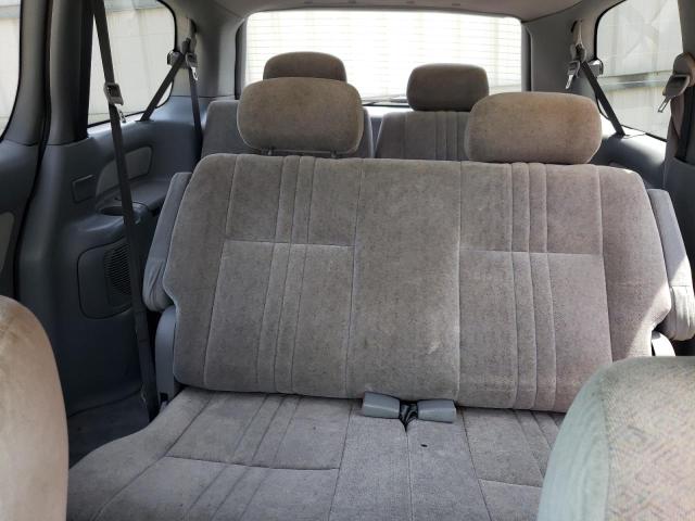 Photo 10 from auction – 2000 TOYOTA SIENNA CE with VIN 4T3ZF19C6YU259687