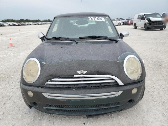 Photo 5 from auction – 2006 MINI COOPER with VIN WMWRC33526TK72139