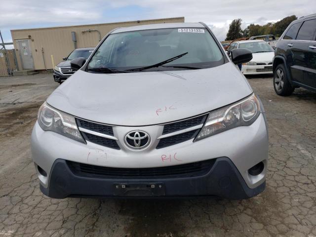 Photo 5 from auction – 2015 TOYOTA RAV4 LE with VIN JTMZFREV4FD067345