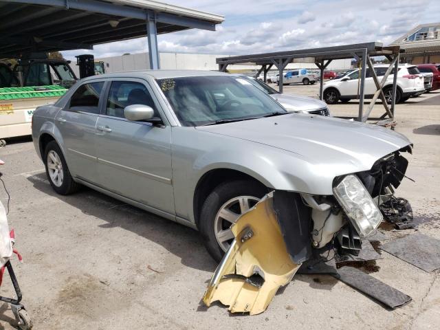 Photo 4 from auction – 2006 CHRYSLER 300 with VIN 2C3KA53G96H357732