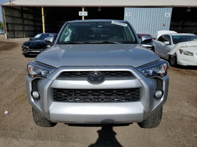 Photo 5 from auction – 2019 TOYOTA 4RUNNER SR with VIN JTEBU5JR0K5652044