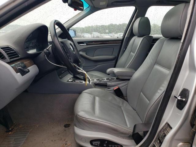 Photo 7 from auction – 2004 BMW 325 IT with VIN WBAEN33444PC12775