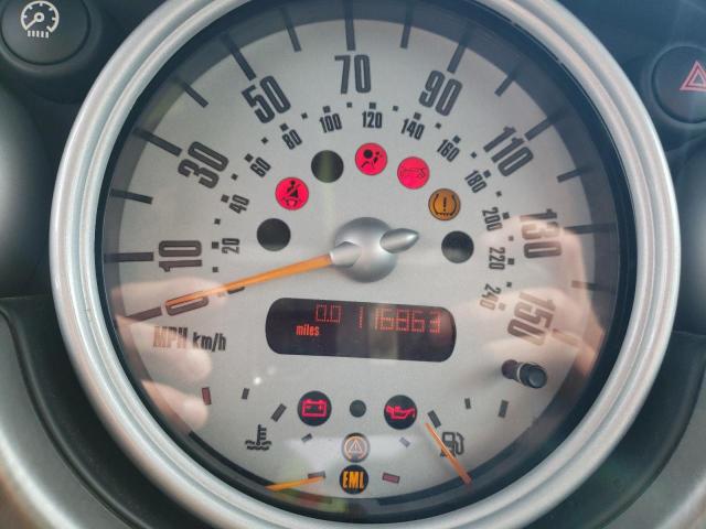 Photo 9 from auction – 2002 MINI COOPER S with VIN WMWRE33422TD57139