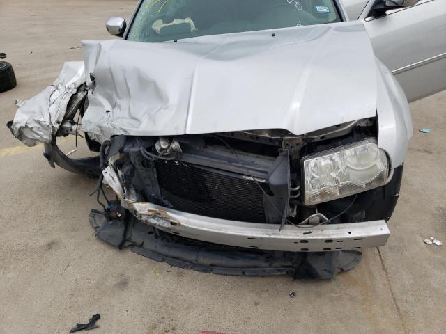 Photo 11 from auction – 2010 CHRYSLER 300 TOURIN with VIN 2C3CA5CV2AH294033