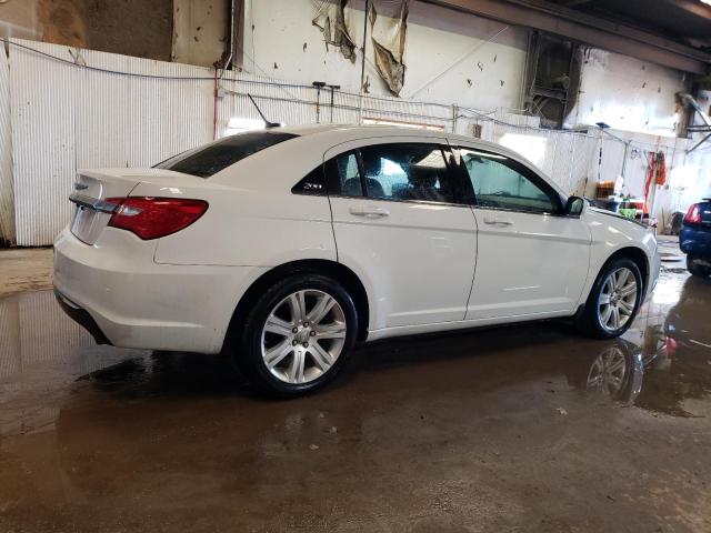 Photo 3 from auction – 2013 CHRYSLER 200 TOURIN with VIN 1C3CCBBB9DN735166