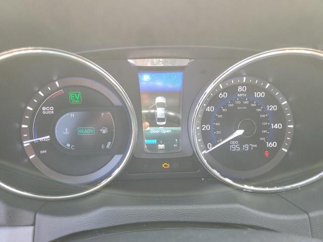 Photo 9 from auction – 2012 HYUNDAI SONATA HYB with VIN KMHEC4A46CA020365
