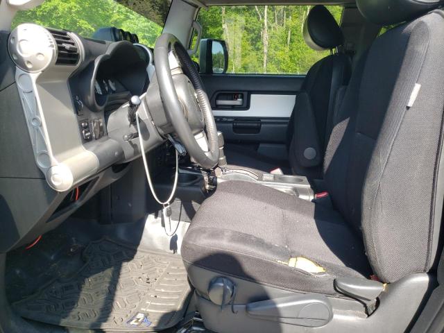 Photo 7 from auction – 2007 TOYOTA FJ CRUISER with VIN JTEBU11F470010669