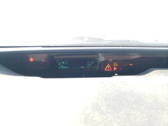 Photo 9 from auction – 2004 TOYOTA PRIUS with VIN JTDKB20U940039600