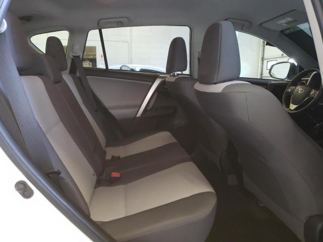 Photo 11 from auction – 2014 TOYOTA RAV4 LE with VIN JTMBFREV3ED090311
