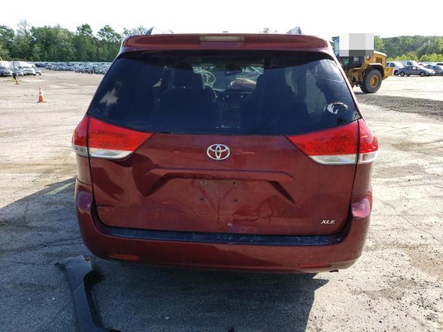 Photo 6 from auction – 2011 TOYOTA SIENNA XLE with VIN 5TDYK3DC0BS143324