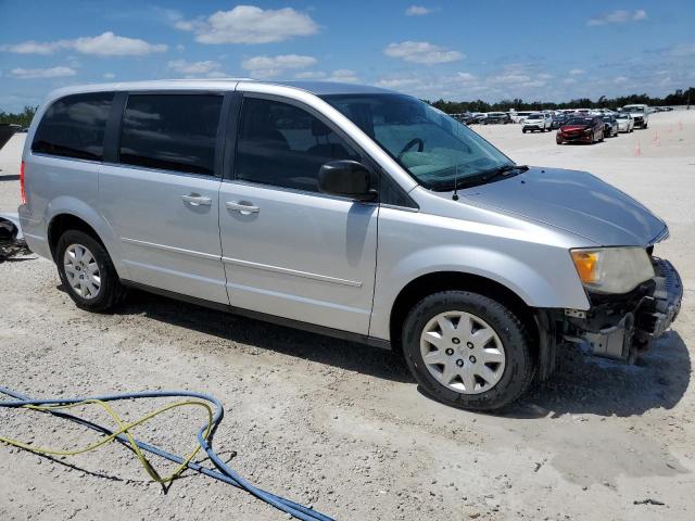 Photo 4 from auction – 2010 CHRYSLER TOWN & COU with VIN 2A4RR4DE4AR174004